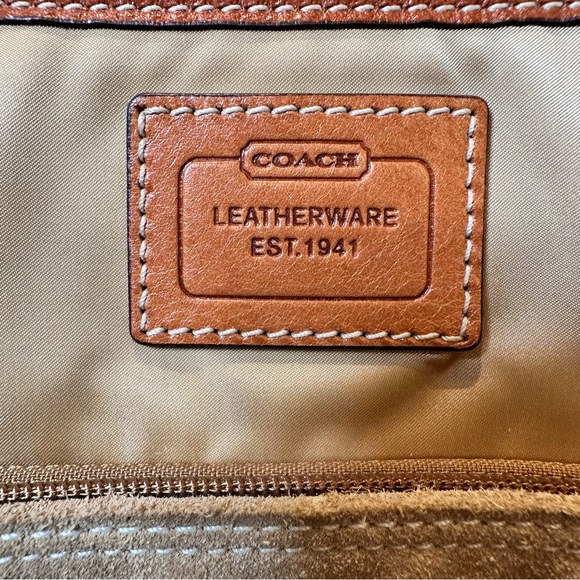 Coach Hamptons Weekend Tote EUC - Picture 11 of 15